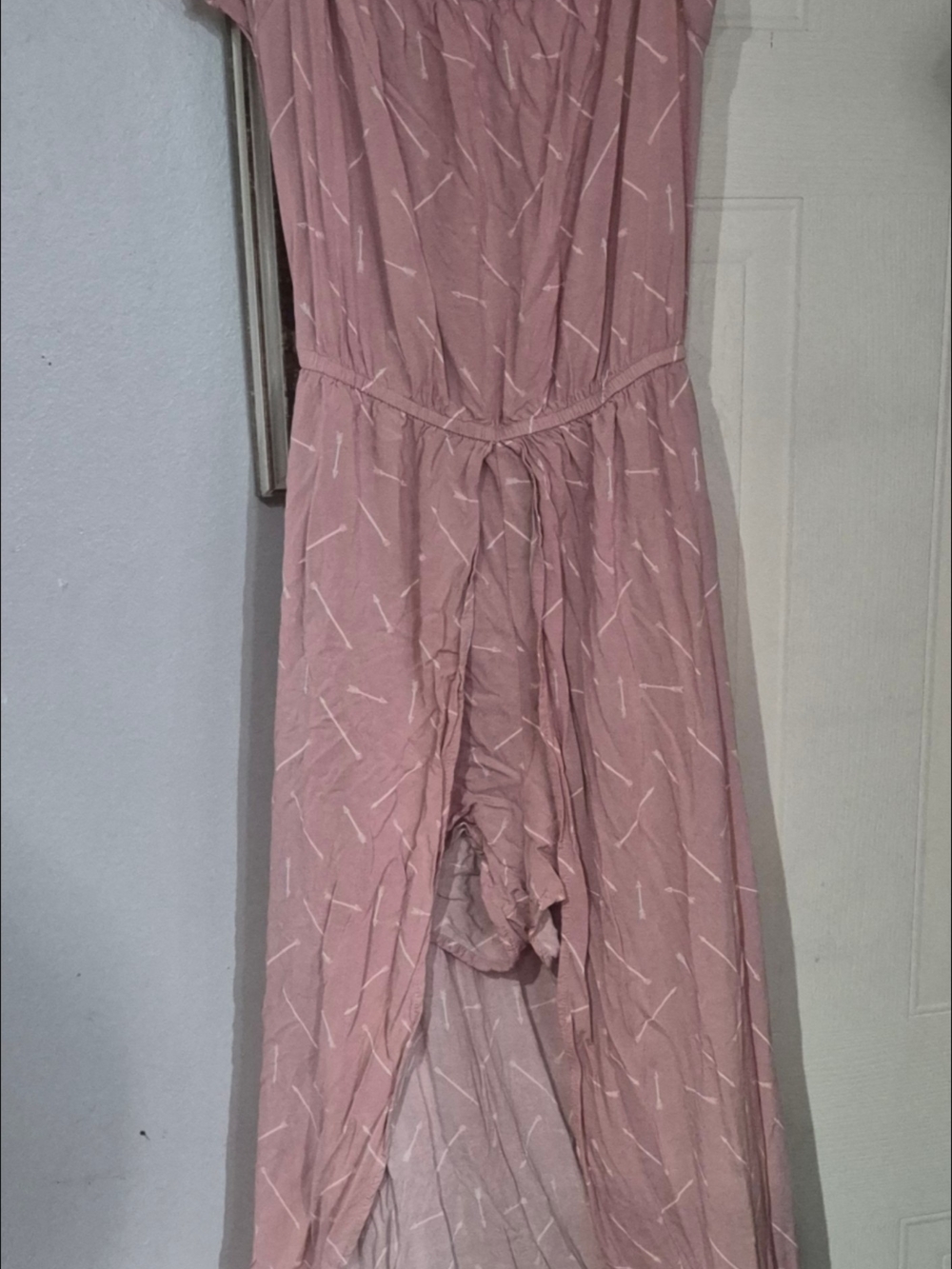 Mauve Pink Tie-Waist Jumpsuit with White Dash Print